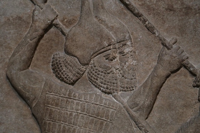 Reliéf asyrské železné armády v Britském muzeu v Londýně.