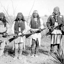 Geronimo byl válečníkem a zástupcem Apačů.