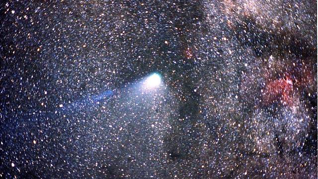 Helleyova kometa. Ilustrační foto.