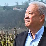 Čínský milardář Peter Kwok vlastní ve Francii řadu vinic.