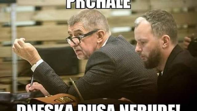 Polibek, který svému "marketingovému mágovi" Marku Prchalovi vtiskl Andrej Babiš po parlamentních volbách, nebyl zapomenut