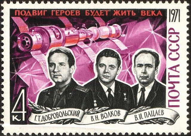 Zleva Georgij Dobrovolskij, Vladislav Volkov a Viktor Pacajev