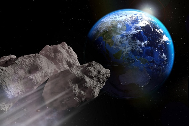 Asteroid mířící k Zemi.