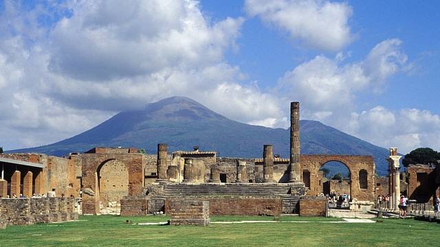 Pompeje bývaly slavným a bohatým městem.