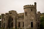 Bergfrit neboli hlavní obranná věž hradu byla místo, kde obránci odolávali útokům nepřátel.