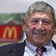Vynálezce Big Macu Michael "Jim" Dellicatti