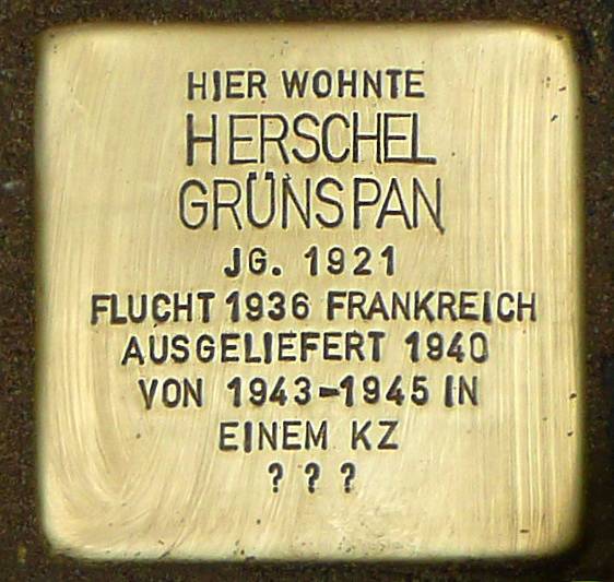 Pamětní destička Herschela Grynszpana
