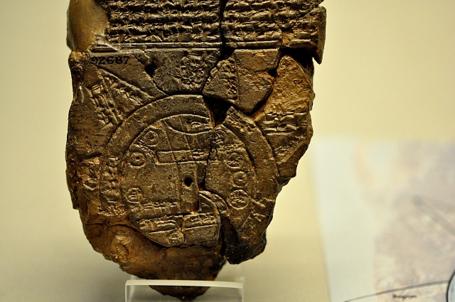 Mapa světa ze Sipparu v Iráku, 6. století př. n. l. Britské muzeum