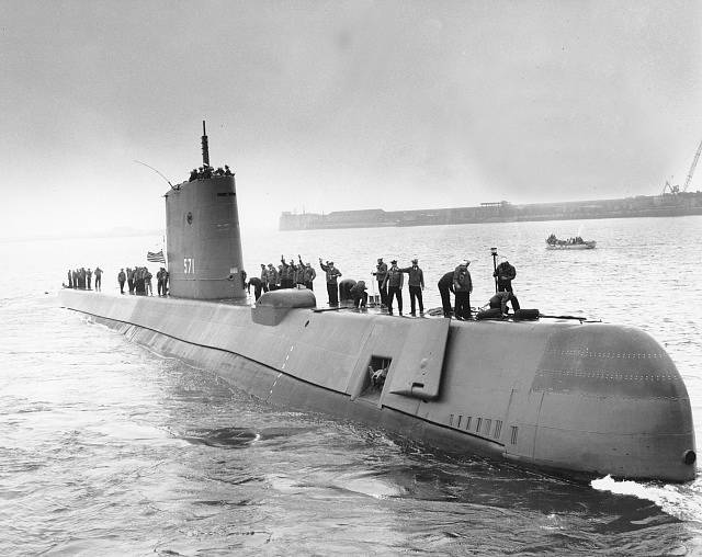 Ponorka USS Nautilus (SSN-571)