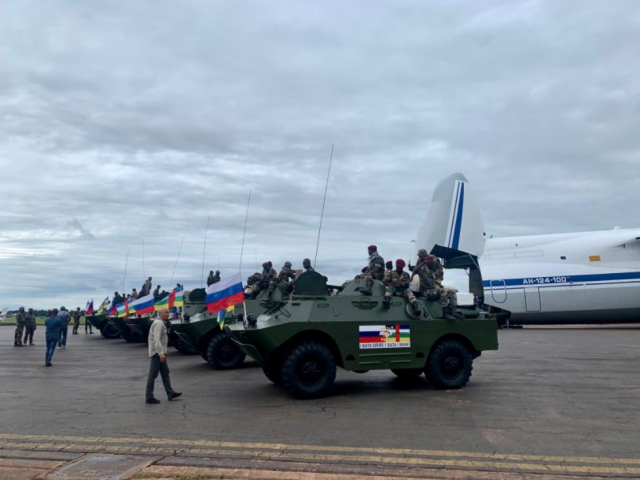 Dodávka ruských obrněných vozidel BRDM-2 do Středoafrické republiky, říjen 2020