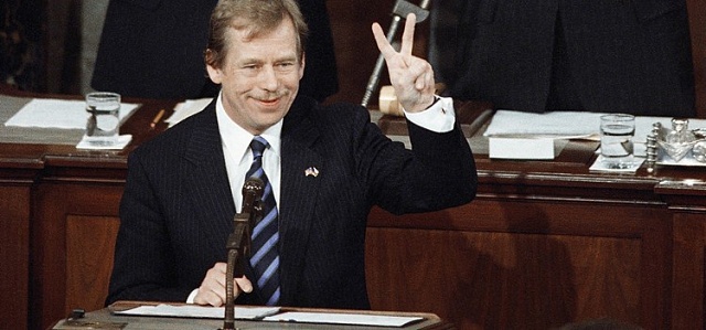 Prezident Václav Havel při projevu v americkém Kongresu v roce 1990