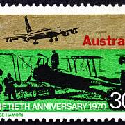 Silueta letounu se dostala i na australské poštovní známky.