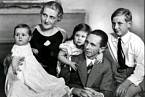 Manželé Goebbelsovi s dětmi