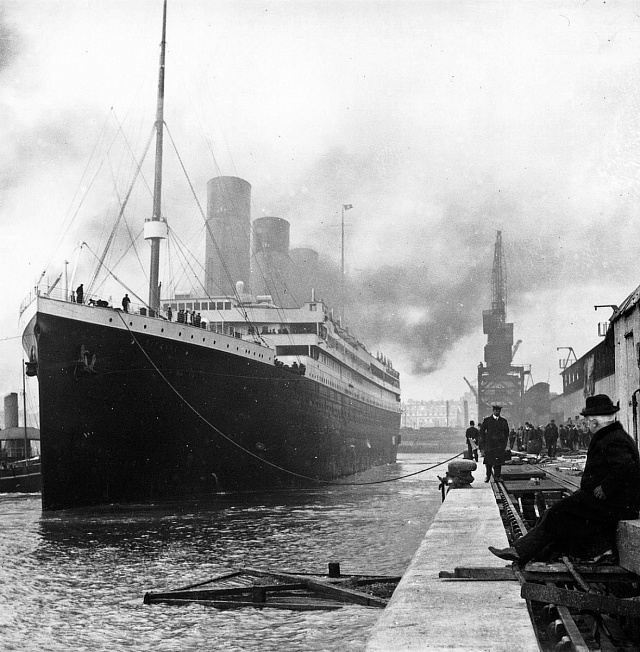 Titanic v southamptonském doku