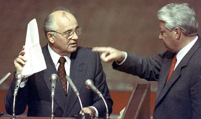 Michail Gorbačov, Boris Jelcin