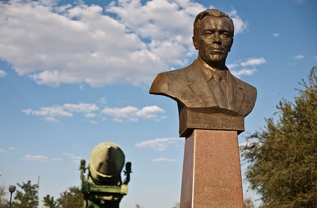Socha Michaila Jangela na Bajkonuru