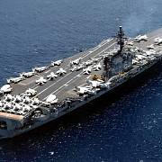 Americká letadlová loď USS Kitty Hawk