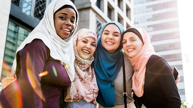 Práva muslimských žen se v různých krajích liší.