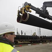 Konsorcium vedené Gazpromem již hromadí potrubí pro Nord Stream 2 v Mukranu na ostrově Rujána.