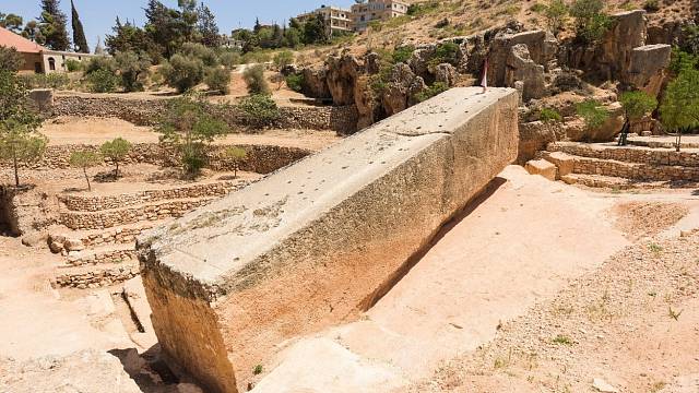 Obří megalit v Baalbeku váží přes 1000 tun