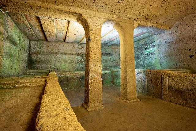 Vnitřek etruské hrobky, ilustrační foto.