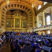 Studenti z Yale jsou na svou univerzitu náležitě hrdí a umí to dát najevo
