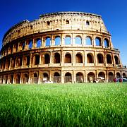 Koloseum je jednou z nejvýraznějších památek starověkého Říma, i světa.