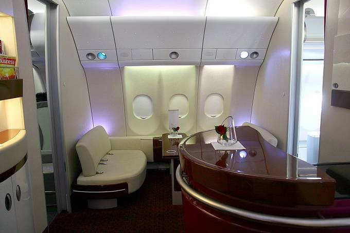 Cestujícím s Qatar Airways je k dispozici i „sky bar".