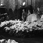 Adolf Hitler na pohřbu Reinharda Heydricha