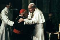 Jan Pavel II. s kardinálem Františkem Tomáškem