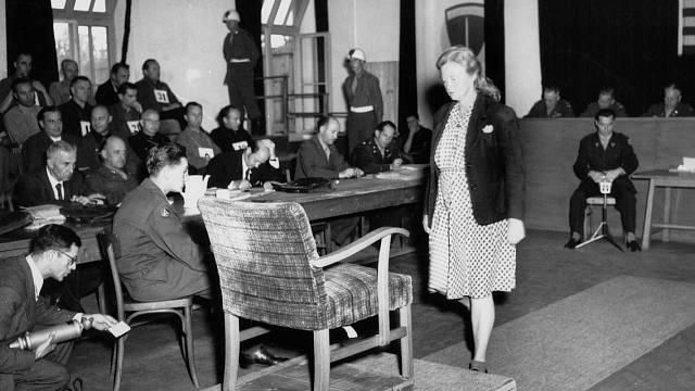 Ilse Koch u amerického tribunálu
