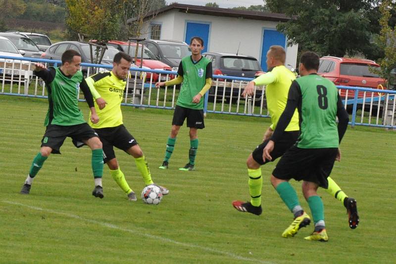 Souboj Lenešic s Chlumčany rozhodly penalty.