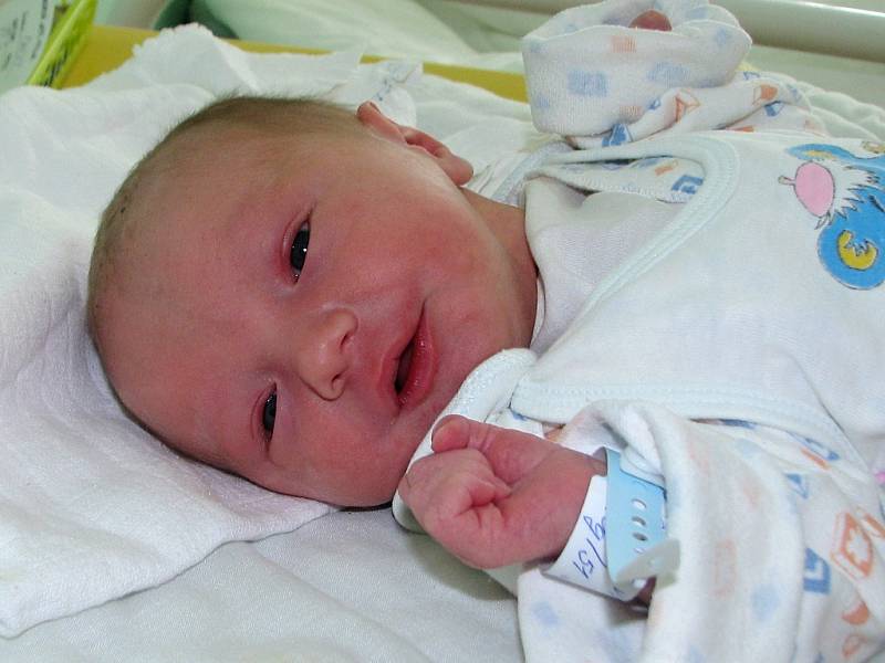 Vít Cholt se narodil mamince Kateřině Cholt Kučerové z Pětipsů 15. března 2017 v 16.04 hodin. Vážil 3,38 kg, měřil 51 cm.