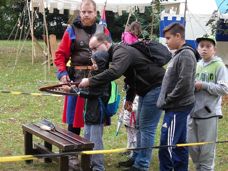 V Peruci na Lounsku proběhly tradiční dožínky.