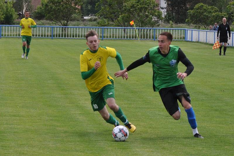 Lenešice zaskočily Podbořany vysoko 5:0.