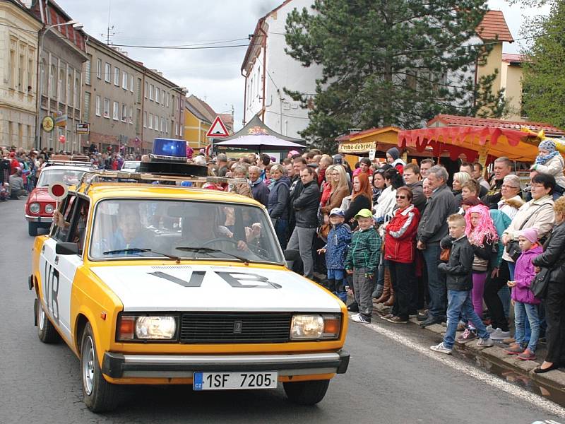 První máj 2015 - oblíbené slavnosti v Kryrech.