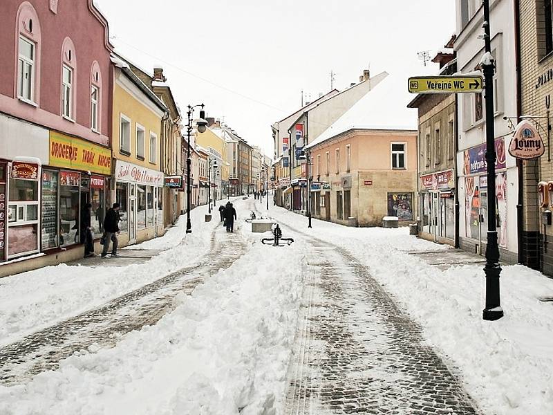 Louny pod sněhem zachytil v neděli 24. února dopoledne Miroslav Pavelka