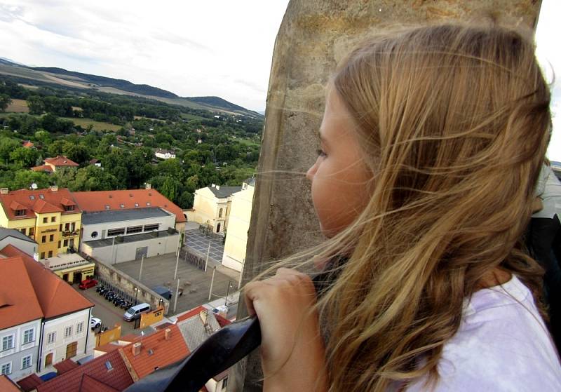 Z věže kostela sv. Mikuláše máte Louny jako na dlani.