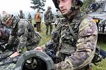 Ve vojenském výcvikovém prostoru Hradiště v Doupovských horách v těchto dnech cvičí jednotky 4. brigády rychlého nasazení. 