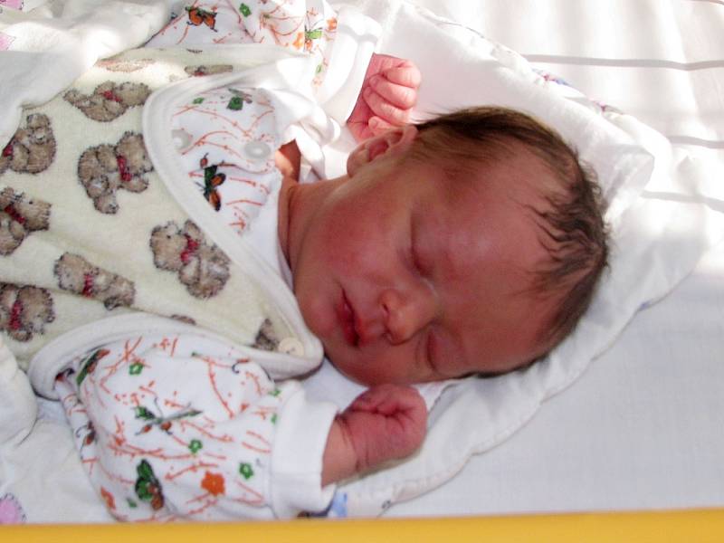 Mamince Lucii Šmídové ze Slavětína se 18. února 2015 v 15.11 hodin narodila dcerka Justýna Vajcová. Vážila 3075 gramů a měřila  49 centimetrů.