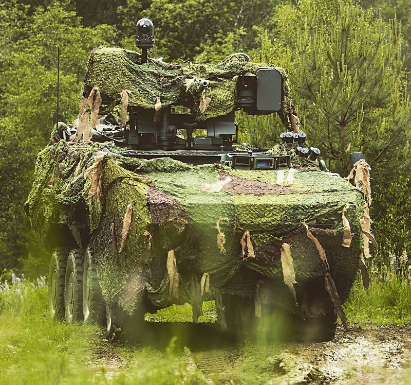 Technika a výzbroj žateckých vojáků. Pro boj mají k dispozici kolové obrněné transportéry Pandur, nákladní auta Tatra, lehká obrněná vozidla Iveco, nová terénní osobní auta Toyota Hilux, pistole, pušky, kulomety, minomety nebo pancéřovky RPG 7.