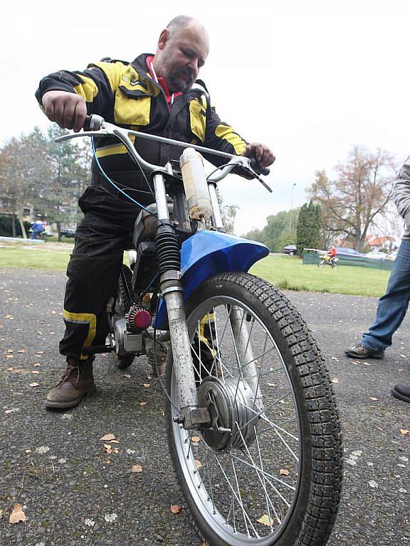 Závody motocyklů Pionýr ve Strádonicích