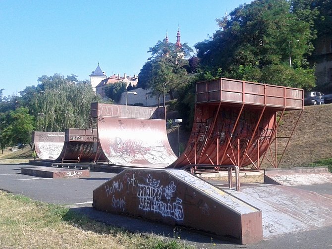 Žatecký skatepark byl otevřen v roce 1998