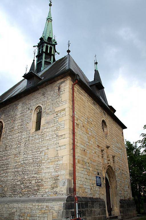 Kostel sv. Petra v Lounech