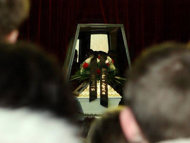Druhý pohřeb oběti tragické havárie u Panenského Týnce.