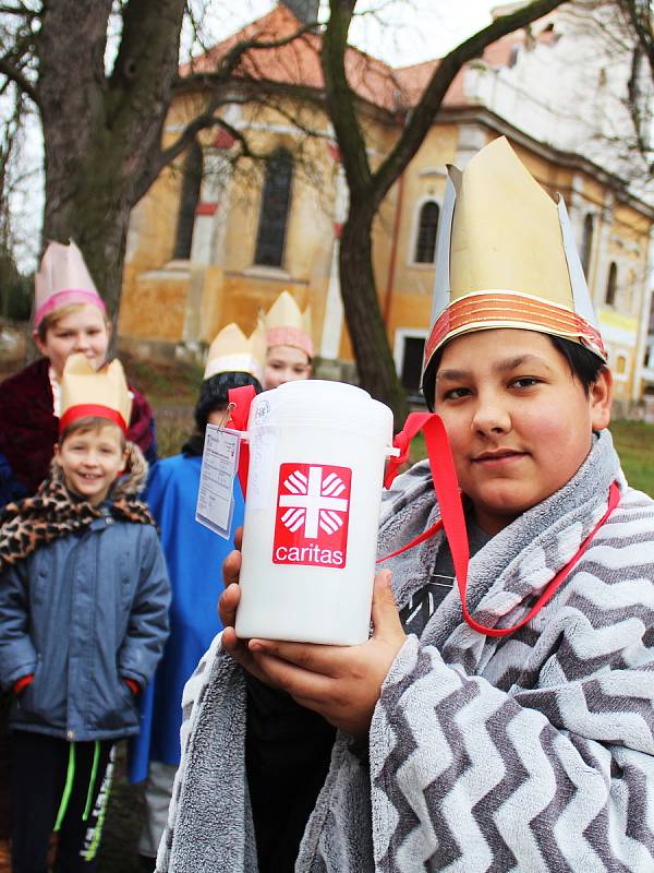 Do obcí a měst regionu vyrazili Tři králové, do jejich kasiček mohou lidé přispět na charitativní projekty.