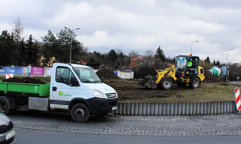 Proměna křižovatky v Žatci.