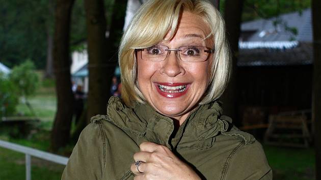 Oblíbená herečka Jana Paulová na archivním snímku