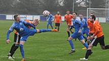 FK SEKO Louny (v modrém) - SK Újezd Praha 4 1:1 (0:1).