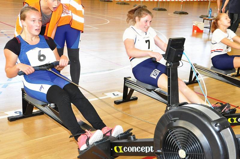 Veřejný halový triatlon v Lounech.